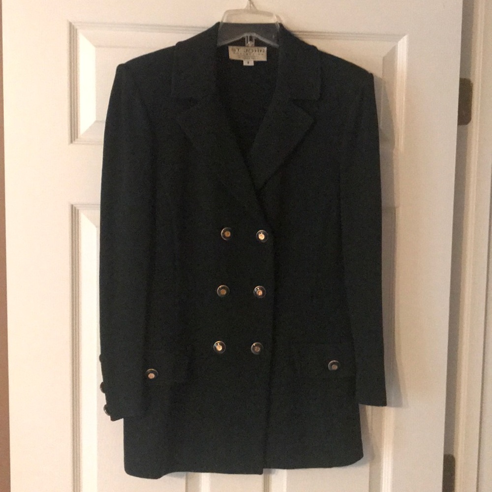 St. John Collection hunter green pant suit.